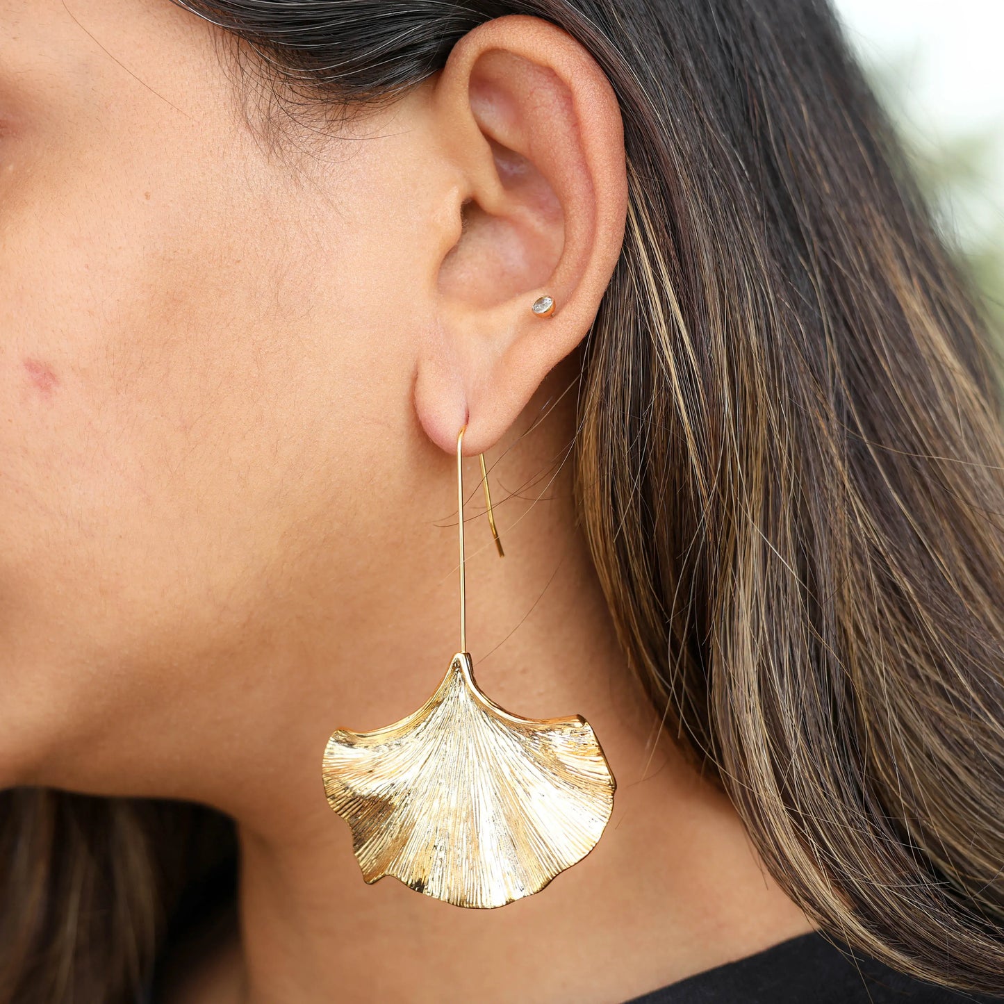 Flora Dangle Earrings