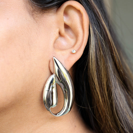 Mia Dangle Earrings