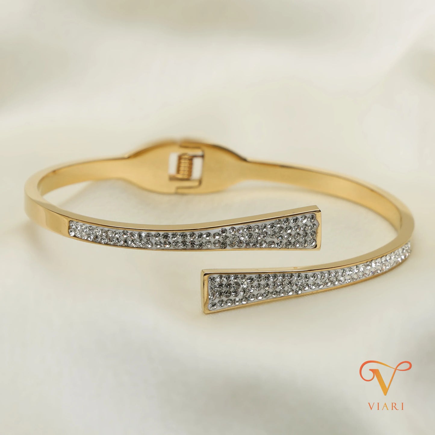 Roma Bangle with Cz