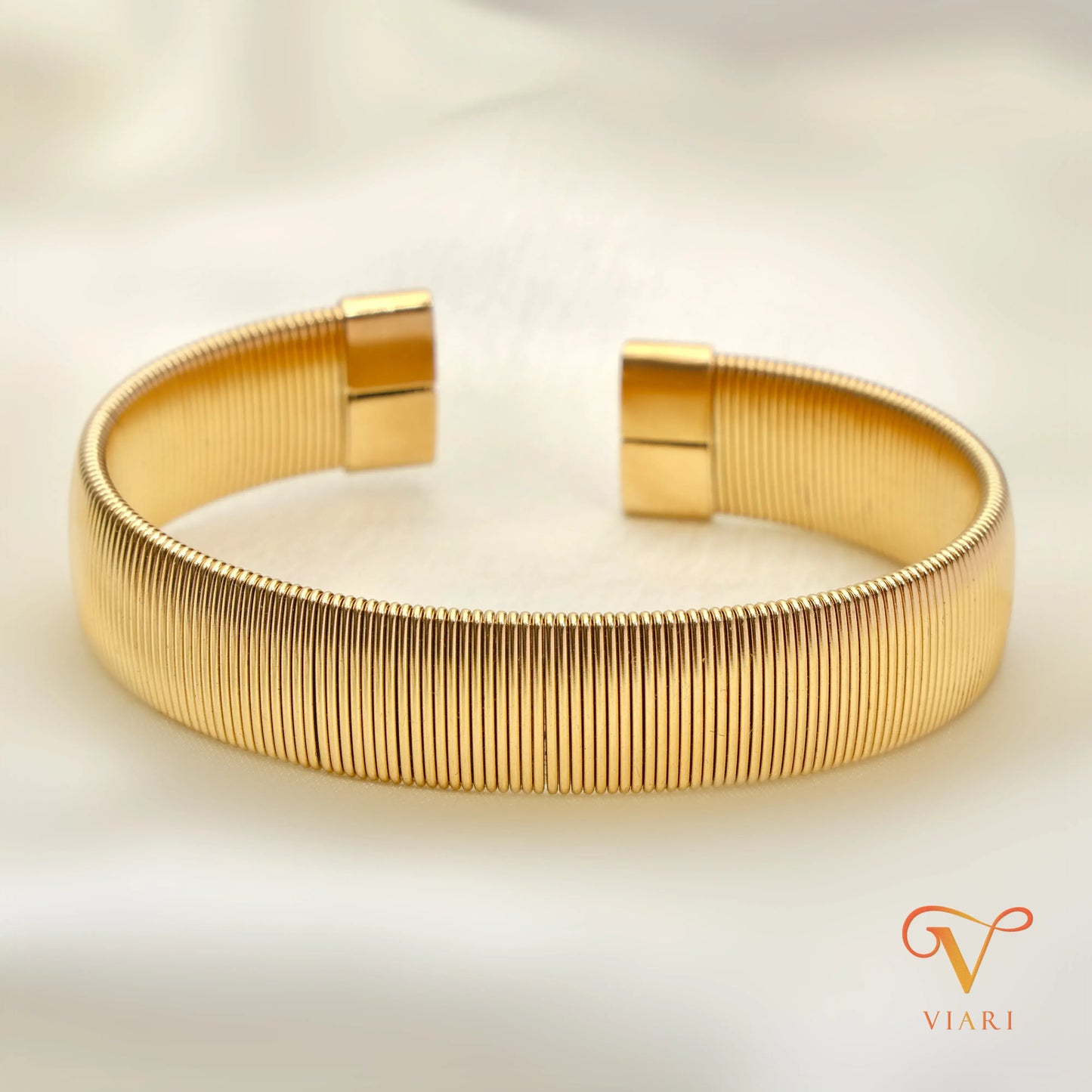 Rome Cuff Bangle - Gold