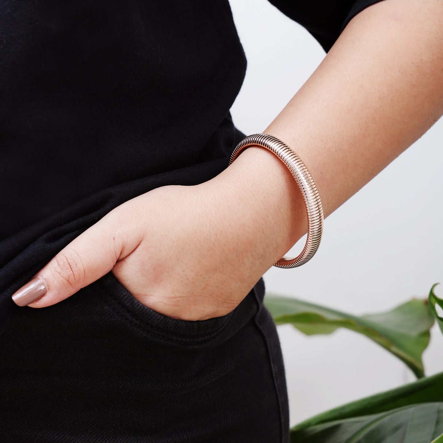 Luna Bangle - Rose Gold