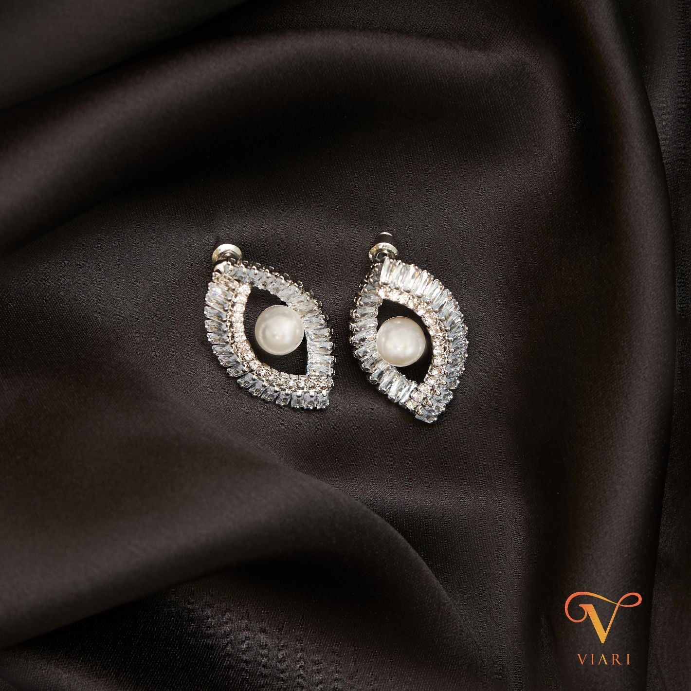 Macy Eye Cz Stud Earrings with Pearl