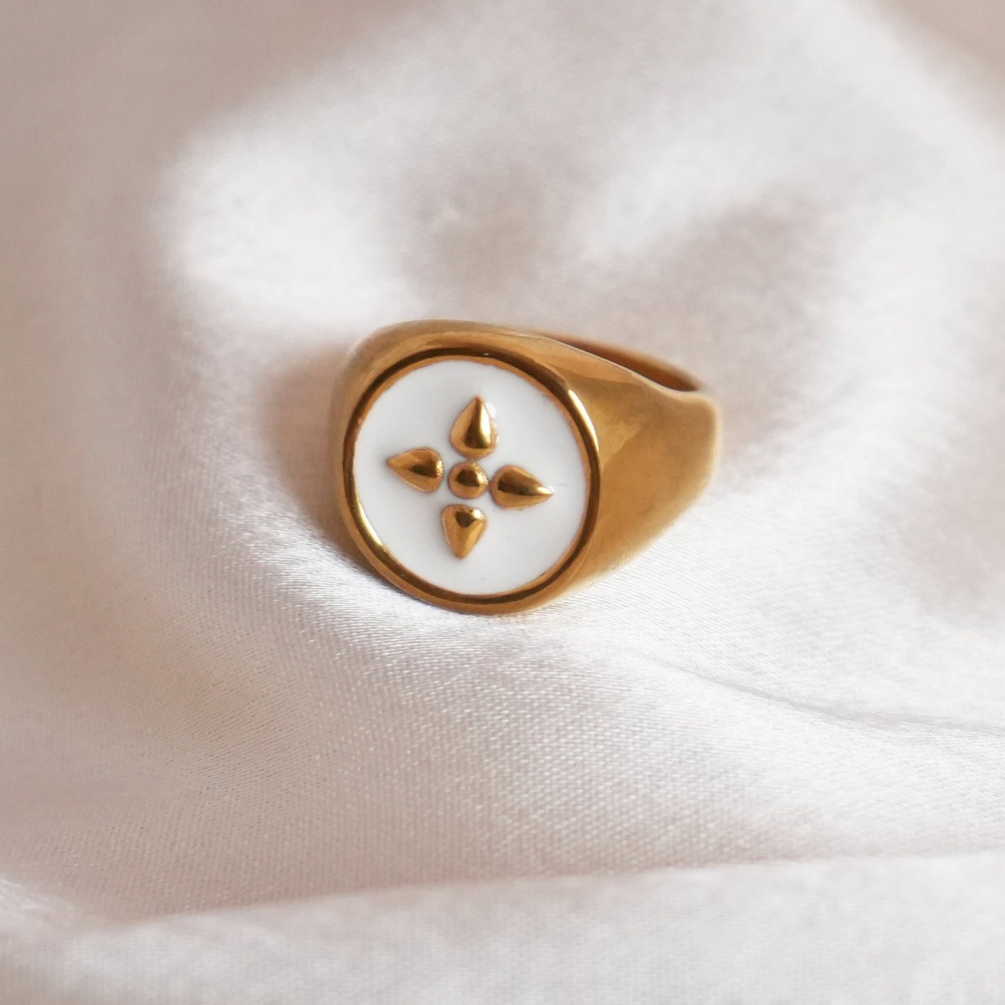 Gia Ring