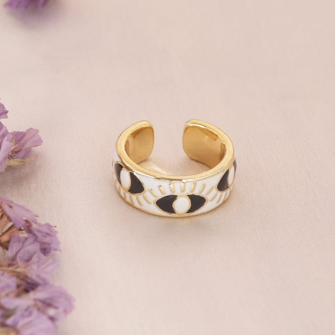 Savia Ring
