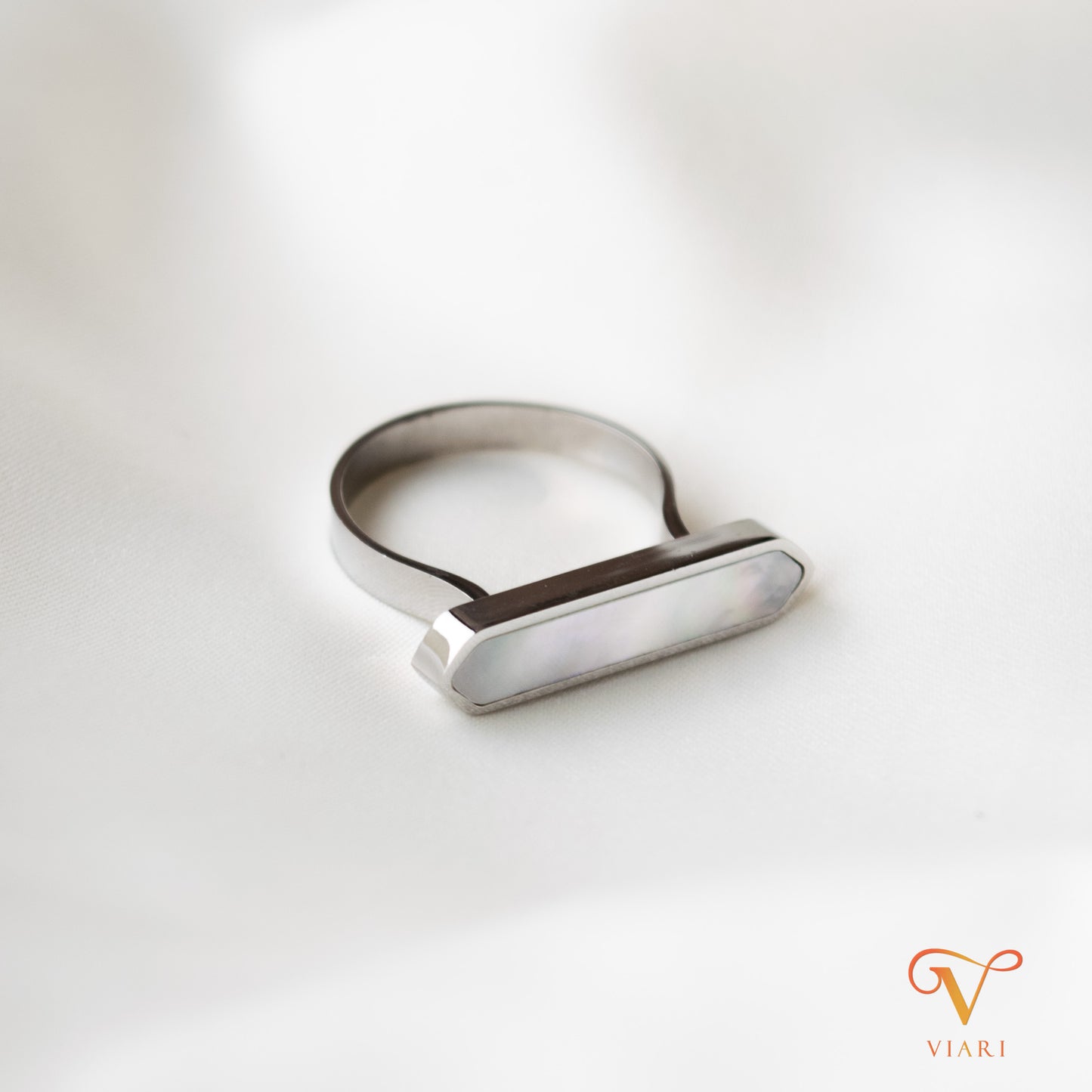 Mia Ring