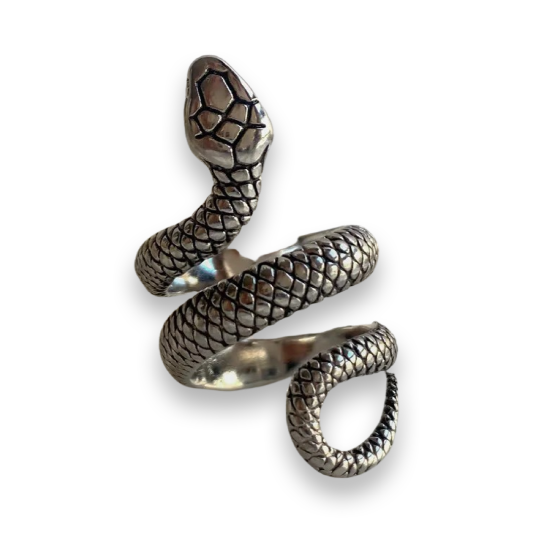 Livia Serpenta Ring