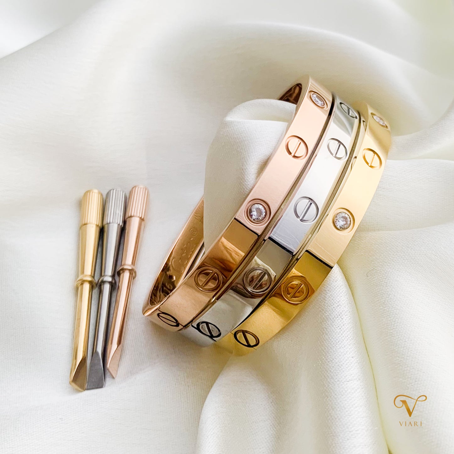 Screw Bangles with Zircon