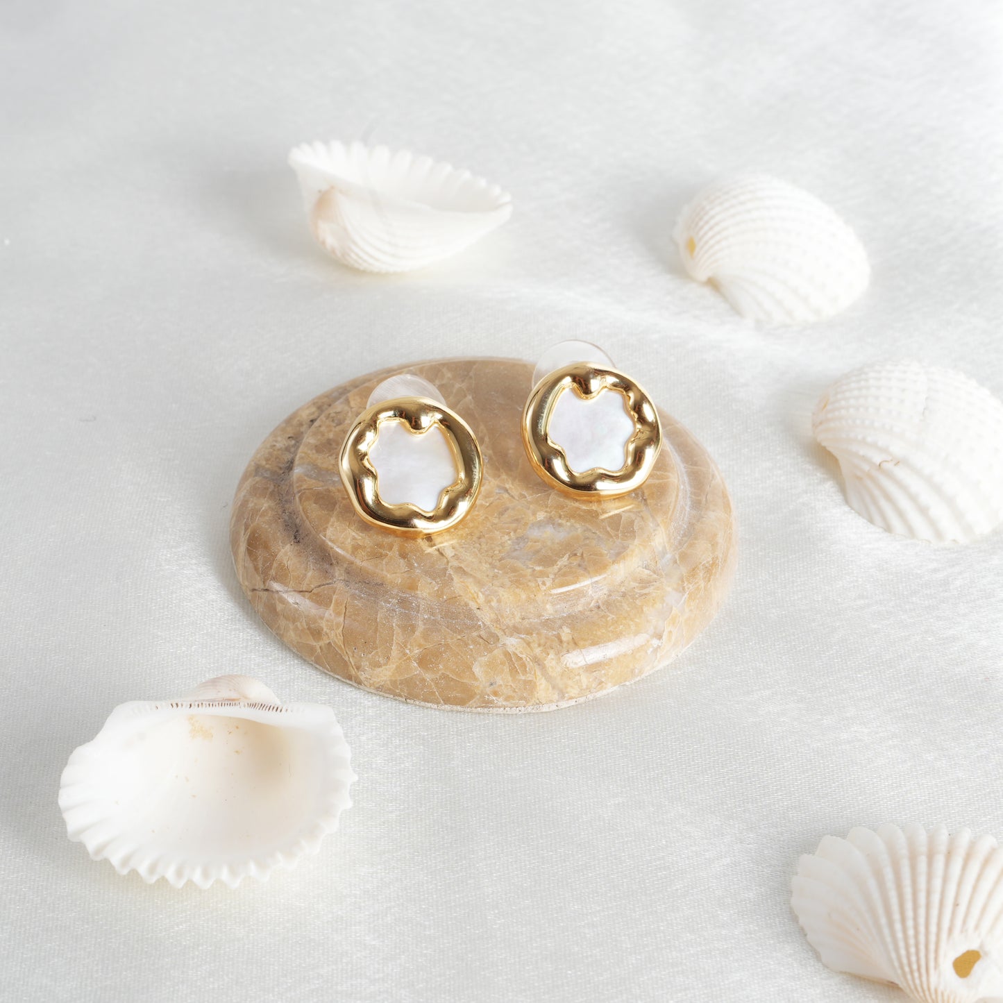 Dale Earrings