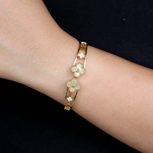 Clover Bangle with Cz