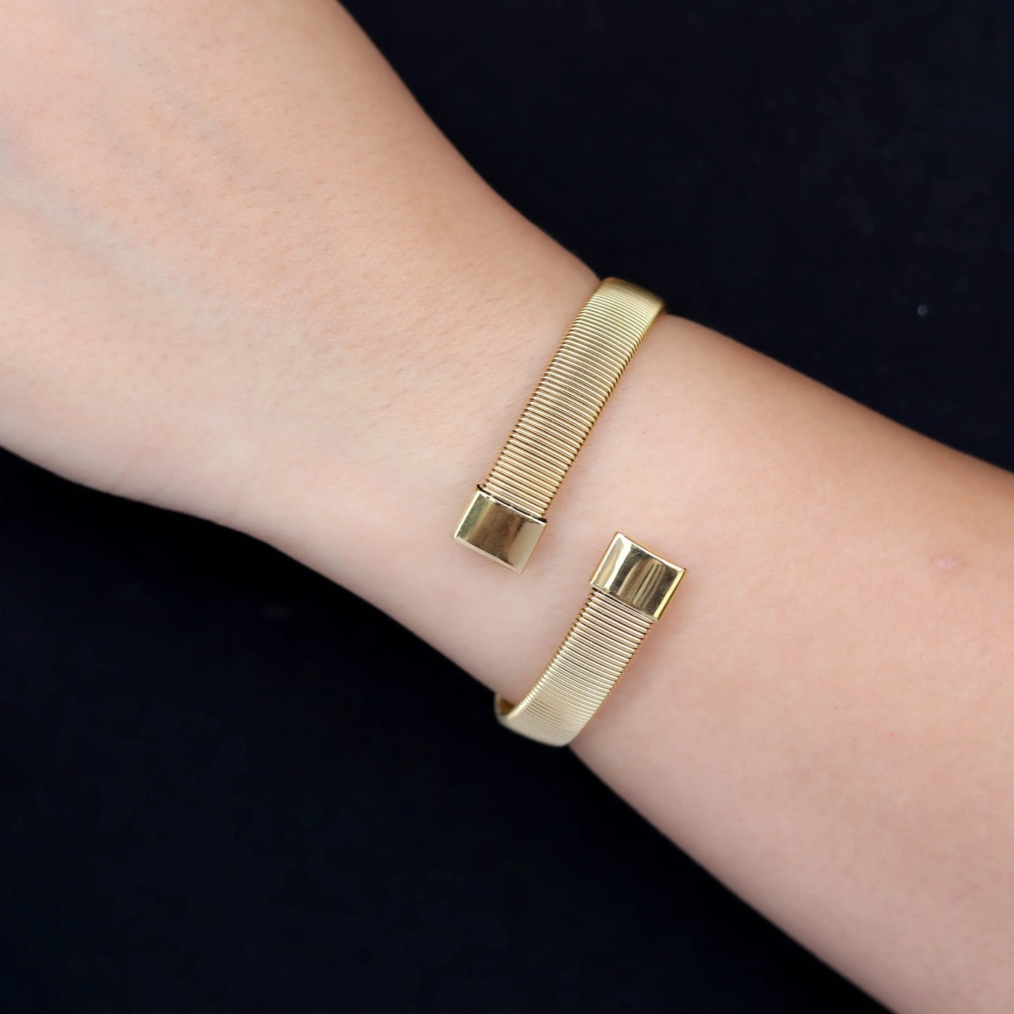 Ava Cuff Bangle - Gold