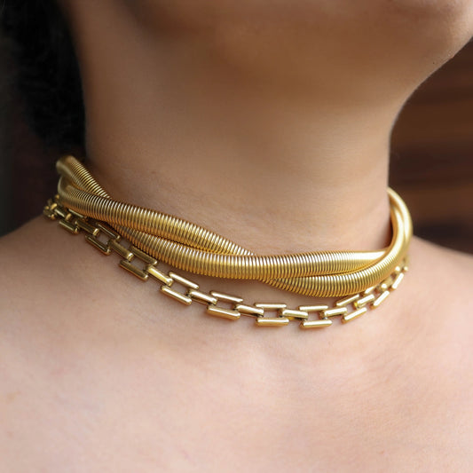 Twisted Choker with Link Chain