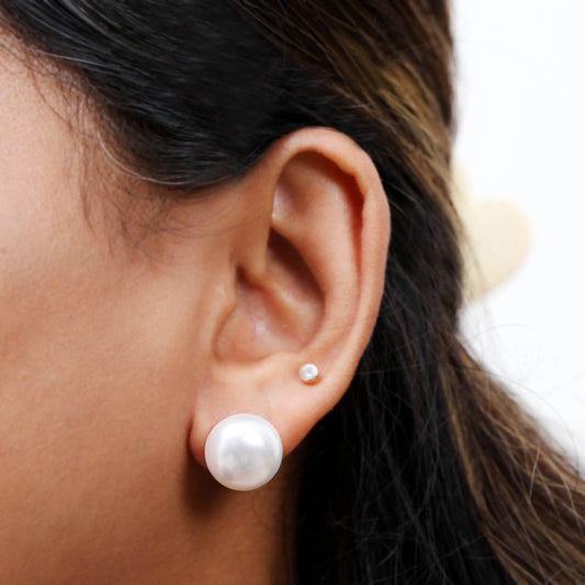 Pearl Studs - M