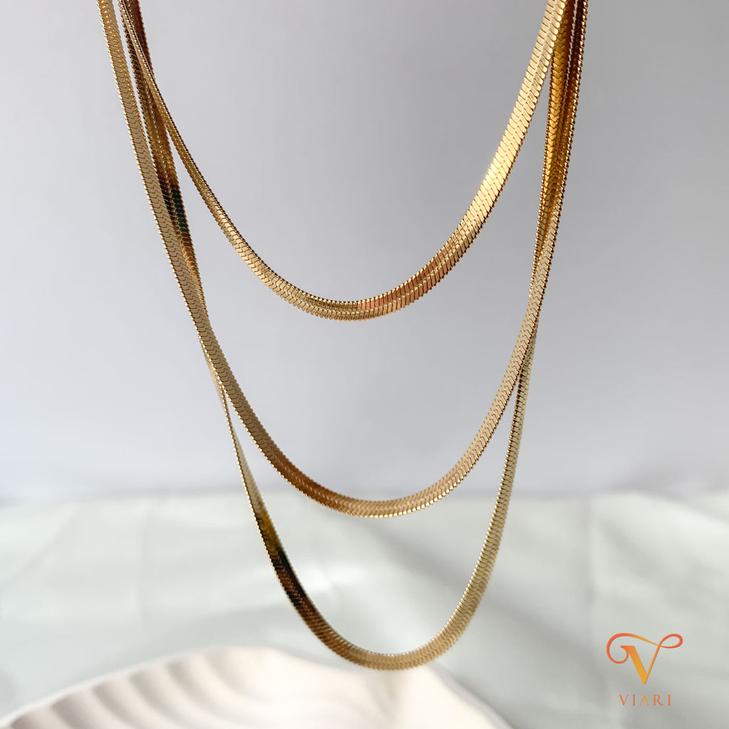 Zara Triple Layered Herringbone Necklace – Viari