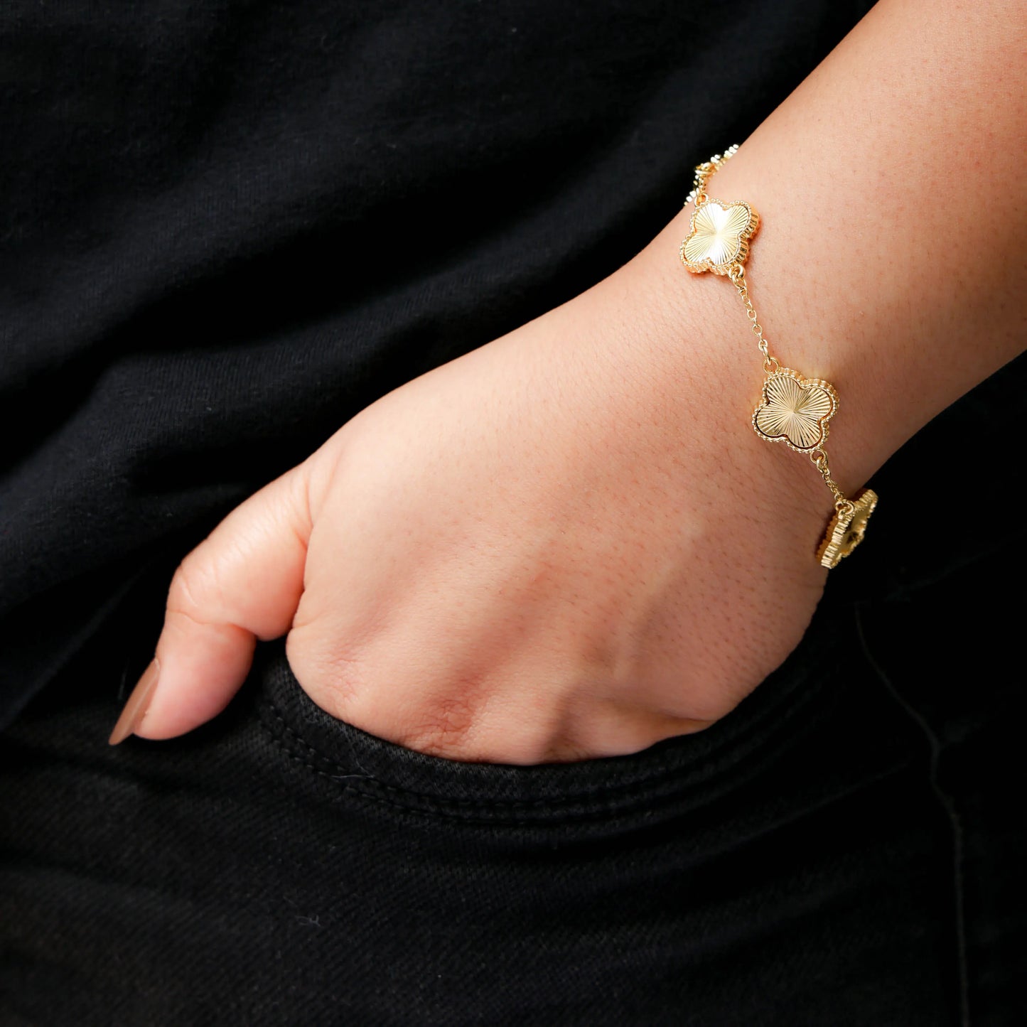 Clover Leaf Bracelet- Gold