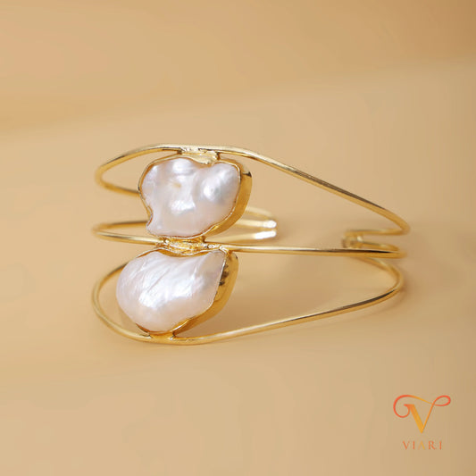 Cora Cuff